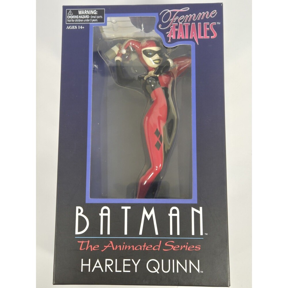 Harley Quinn Femme Fatales 9" Statue Batman Animated Series Diamond Select Boxed